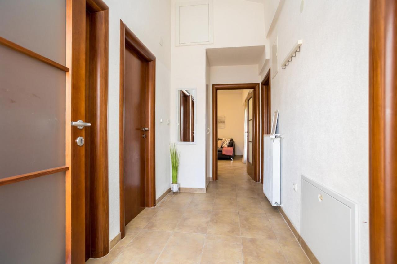 Apartmani Beba 오미살즈 외부 사진